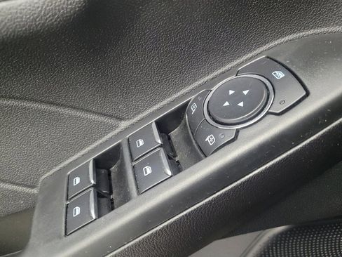 Used 2022 Ford Escape SE FWD image 27