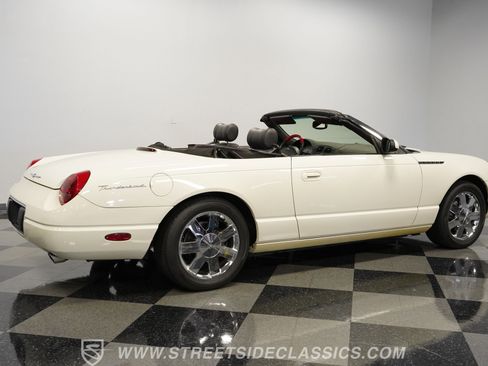 Used 2002 Ford Thunderbird image 13