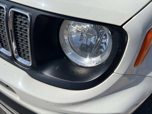 Used 2020 Jeep Renegade Latitude w/ Cold Weather Group image 3