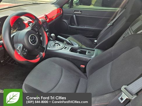 Used 2013 MAZDA MX-5 Miata Club RWD image 6