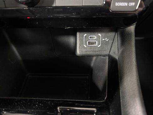 Used 2022 Jeep Compass Limited AWD/4WD image 25