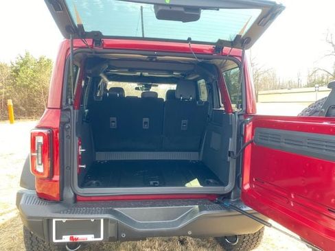 New 2026 Ford Bronco Badlands AWD/4WD image 13