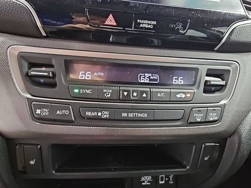 Used 2022 Honda Ridgeline RTL-E image 16