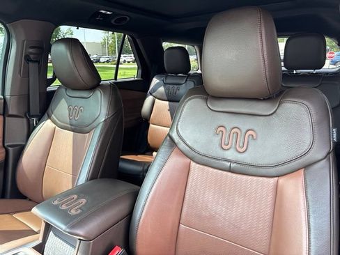 Used 2021 Ford Explorer King Ranch w/ Premium Technology Package AWD/4WD image 18