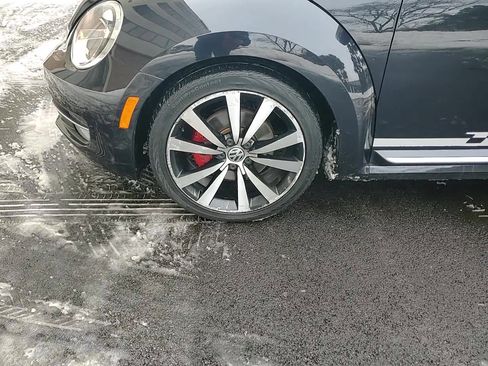 Used 2012 Volkswagen Beetle 2.0T image 7