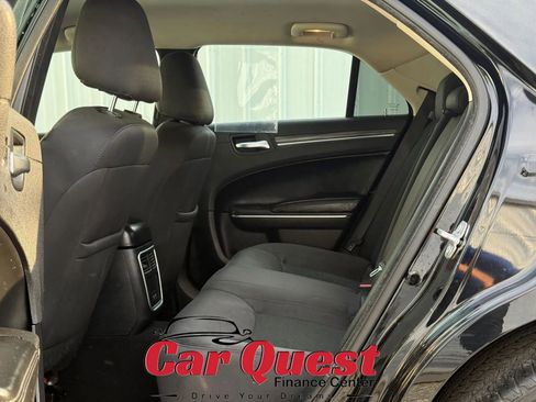 Used 2021 Chrysler 300 Touring w/ Sport Appearance Package RWD image 11