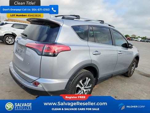 Used 2017 Toyota RAV4 LE FWD image 4