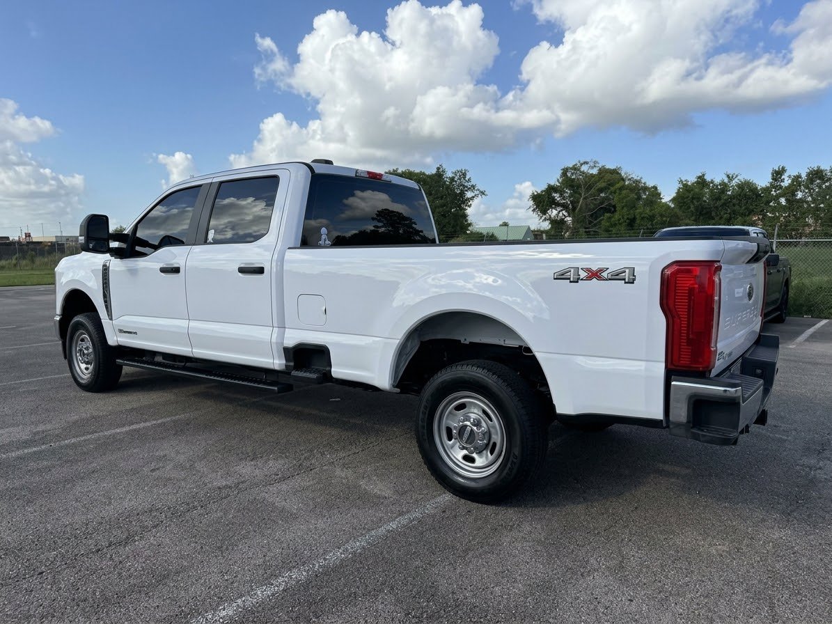 Used 2024 Ford F250 XL w/ XL Chrome Package AWD/4WD image 3