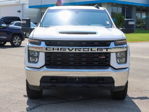 Used 2020 Chevrolet Silverado 2500 LT w/ Z71 Off-Road Package AWD/4WD image 2