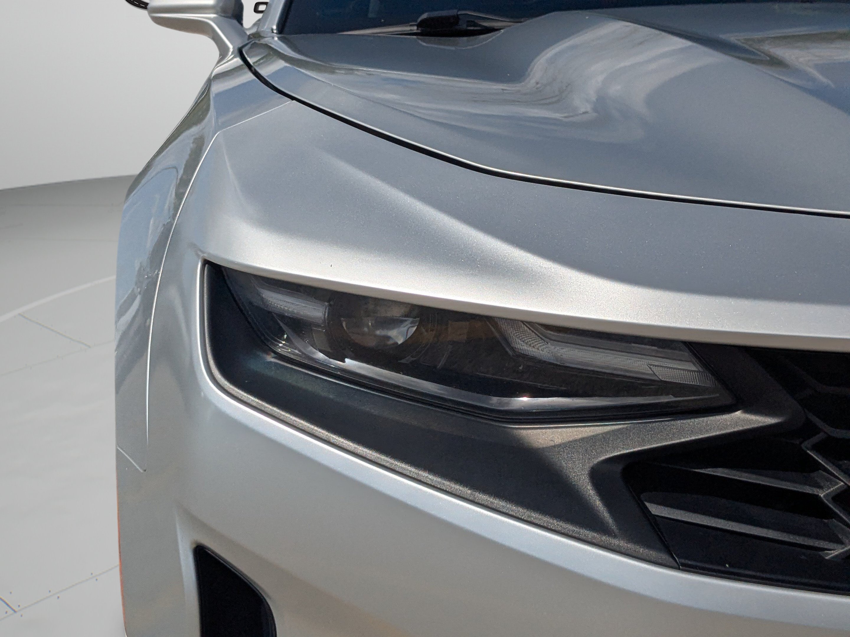 Used 2019 Chevrolet Camaro LT RWD image 10