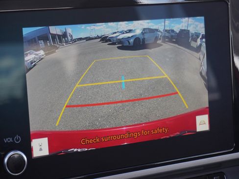 Used 2025 Toyota Camry LE image 25