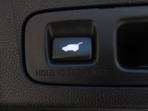 Used 2022 Honda CR-V EX-L image 9