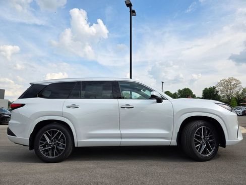 New 2026 Lexus TX 350 AWD image 30