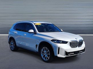 Used 2024 BMW X5 sDrive40i w/ Parking Assistance Package video 2