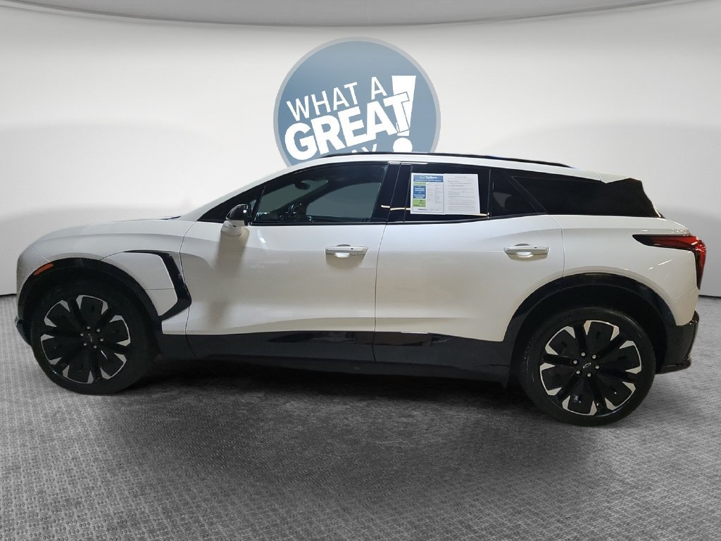Used 2025 Chevrolet Blazer EV RS w/ Super Cruise Package AWD/4WD image 8