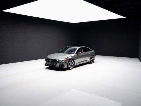 Used 2024 Audi S6 Premium Plus w/ Premium Plus Package image 81