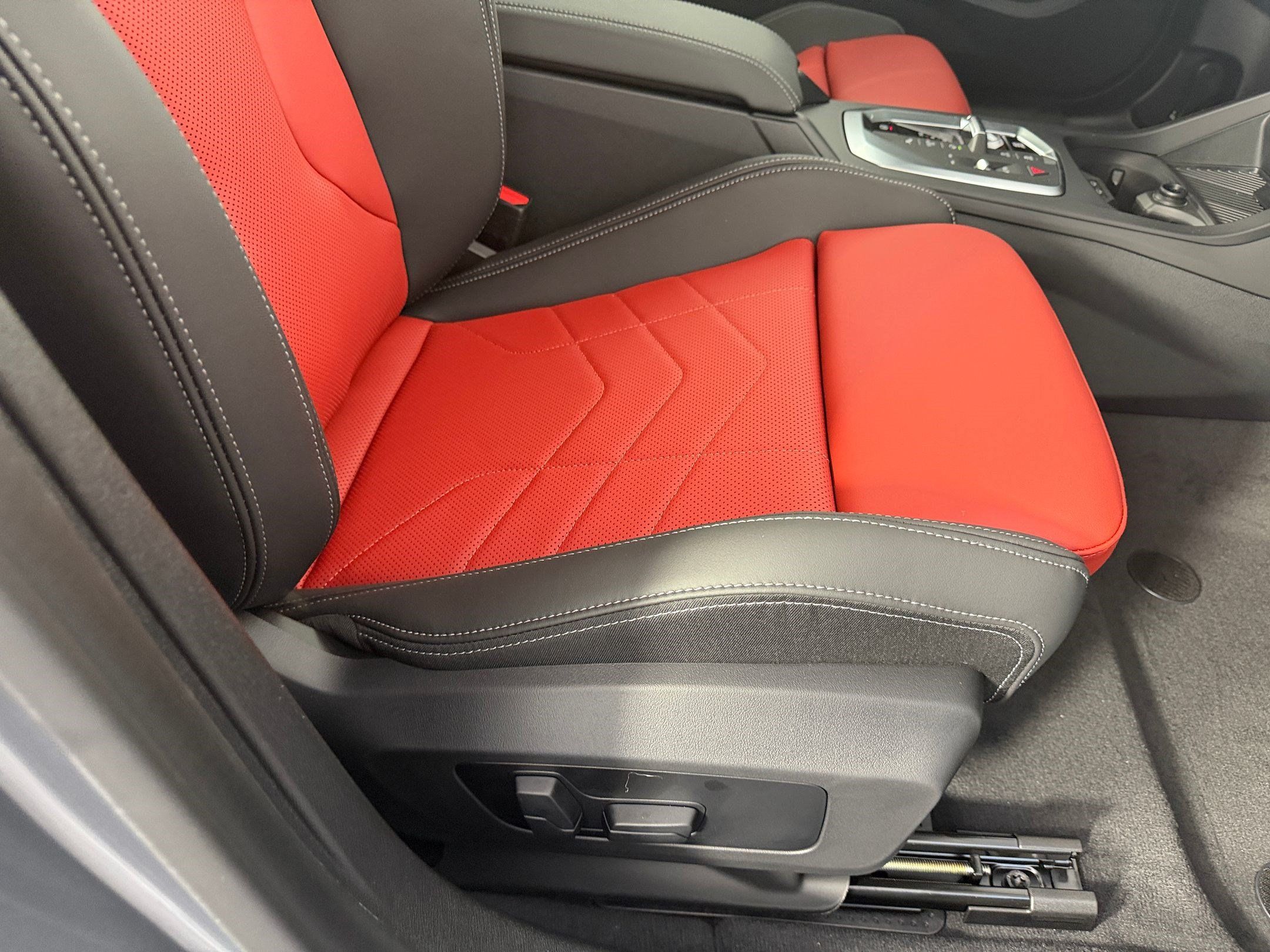 Used 2026 BMW 228i w/ Technology Package FWD image 31