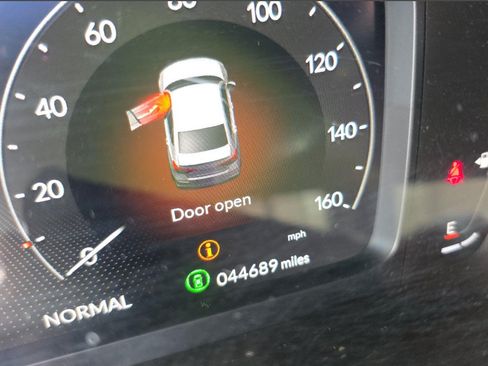 Used 2023 Honda Civic Touring image 13