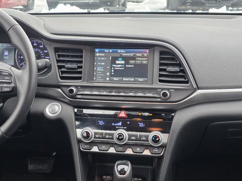 Used 2020 Hyundai Elantra Value Edition w/ Cargo Package (C1) image 3