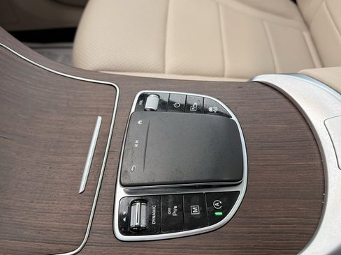 Used 2022 Mercedes-Benz GLC 300 4MATIC w/ Premium Package Lite image 34