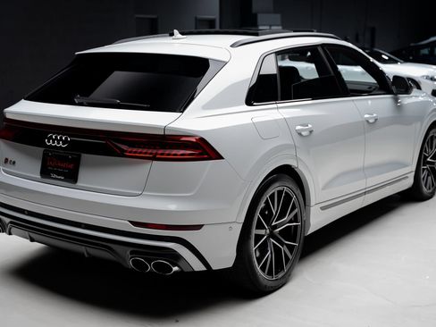 Used 2022 Audi SQ8 Premium Plus AWD/4WD image 34