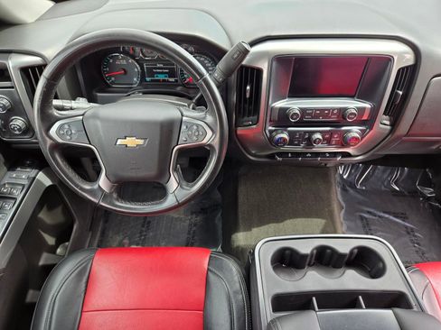 Used 2017 Chevrolet Silverado 1500 LT w/ LT Convenience Package AWD/4WD image 11