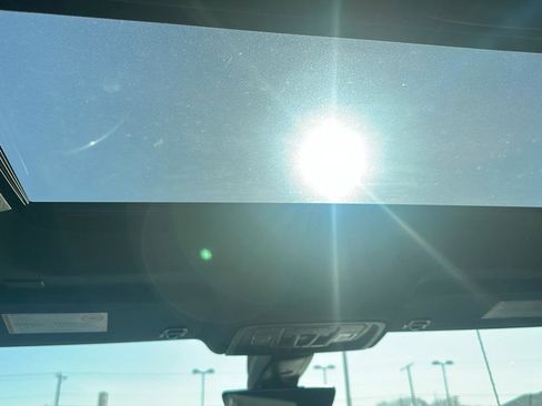 Used 2023 GMC Sierra 2500 AT4 w/ AT4 Premium Plus Package image 10