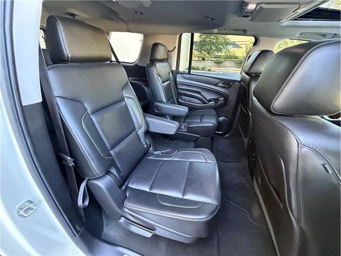 Used 2015 GMC Yukon XL SLT w/ Open Road Package AWD/4WD image 21