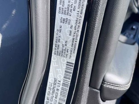 Used 2023 Jeep Grand Cherokee 4WD 4xe image 9