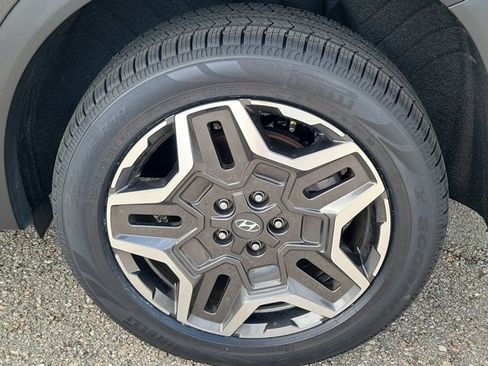 Used 2023 Hyundai Santa Fe SEL Premium image 11