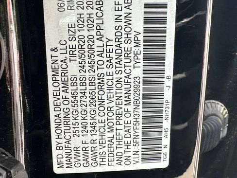 Used 2022 Honda Pilot Sport image 11