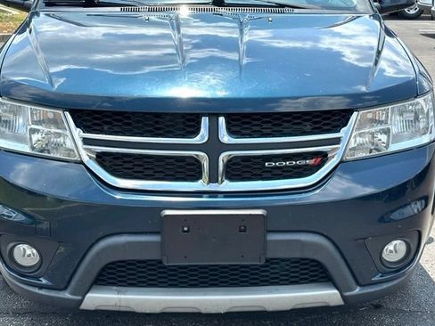 Used 2014 Dodge Journey SXT w/ Flexible Seating Group FWD image 4