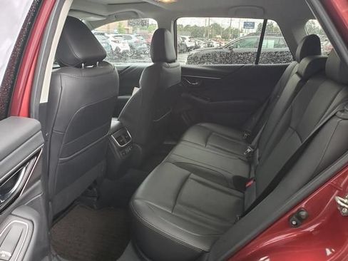 Used 2020 Subaru Outback Limited AWD/4WD image 11