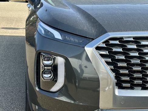 Used 2022 Hyundai Palisade Limited w/ Cargo Package image 7