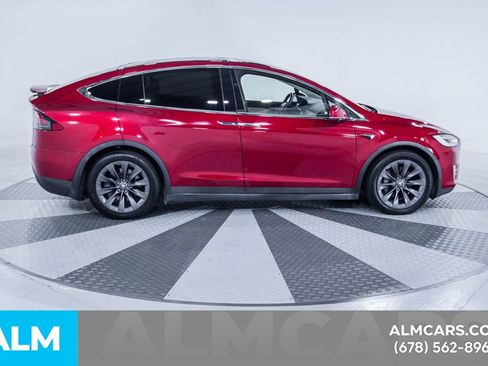 Used 2018 Tesla Model X 75D AWD/4WD image 11