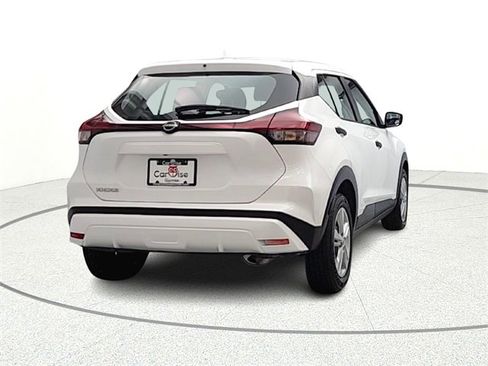 Used 2023 Nissan Kicks S image 7