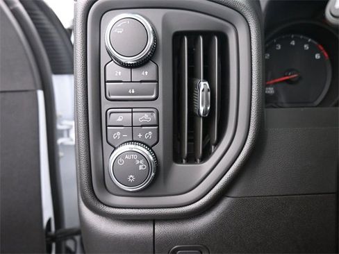 New 2026 GMC Sierra 2500 Pro w/ Convenience Package image 29