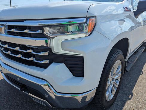 Used 2024 Chevrolet Silverado 1500 LTZ w/ LTZ Convenience Package II image 9