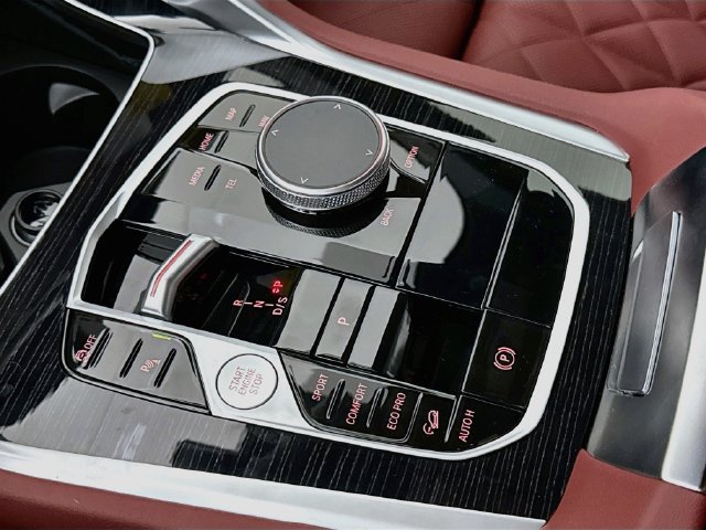 New 2027 BMW X6 xDrive40i AWD/4WD image 16