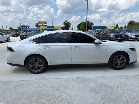 Used 2024 Honda Accord EX image 4