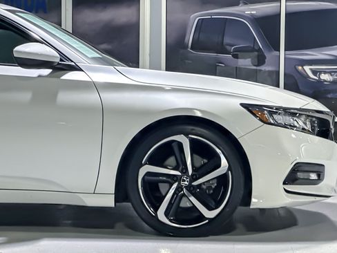 Certified 2019 Honda Accord Sport image 33