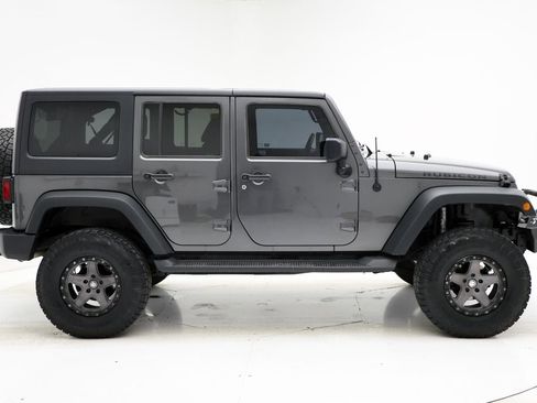Used 2017 Jeep Wrangler Unlimited Rubicon w/ Dual Top Group AWD/4WD image 3