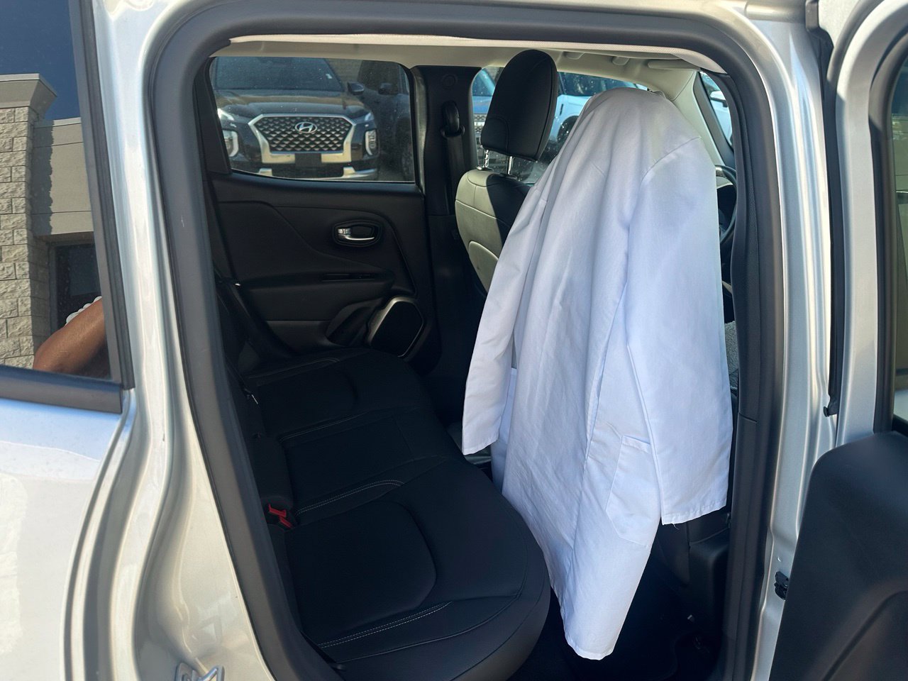 Used 2019 Jeep Renegade Limited AWD/4WD image 10