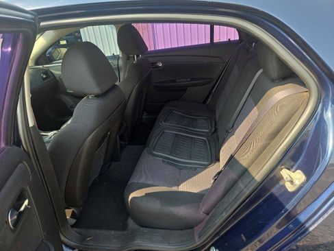 Used 2010 Chevrolet Malibu LT FWD image 15