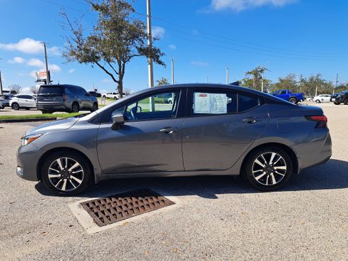 Certified 2024 Nissan Versa SV w/ Trunk Package image 9