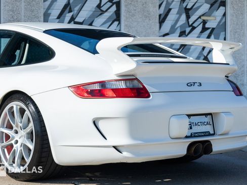 Used 2007 Porsche 911 GT3 RWD image 12