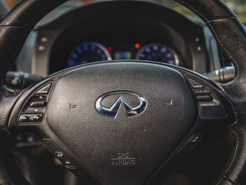 Used 2011 INFINITI G25 x w/ Moonroof Pkg AWD/4WD image 7