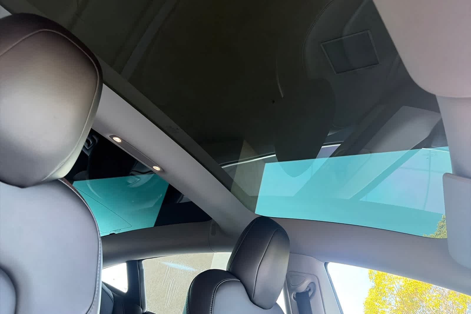 Used 2019 Tesla Model 3 RWD image 17