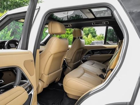 New 2026 Land Rover Range Rover SE AWD/4WD image 48