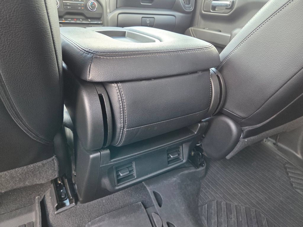 Used 2023 Chevrolet Silverado 1500 Custom Trail Boss w/ LPO, Dark Essentials Package AWD/4WD image 8
